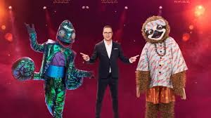 Discover its winners ranked by popularity, see when it premiered, view trivia, and more. The Masked Singer On April 21 2020 Chameleon Unmasked In The Tms Semi Final He Is The Singing Reptile World Today News