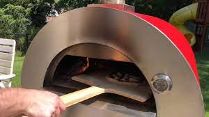 Forno braga ovens are made of refractory clay bricks, fired in a wood fired tunnel oven at 900 to 1000c for 72 hours. Forno Bello Wood Fired Pizza Oven Reviewed By Geardiary Com Youtube