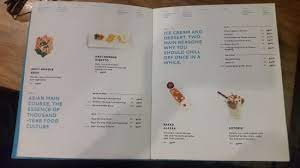 Kebanyakan menu yang ditawarkan di tempat ini tidaklah mahal karena memang target konsumen malam ditengah galeri seni maka anda harus mencoba mendatangi lawang wangi café & art space. Suasana Malam Picture Of Lawangwangi Art Lounge Bandung Tripadvisor