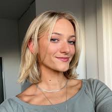 VNCA is thrilled to announce, in conjunction with co-sponsors Hill's Pet  Nutrition and Boehringer Ingelheim, that the 2024 Student Veterinary  Nurse/Technologist of the Year Award goes to