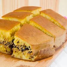 Kapan lagi mencicipi nikmatnya pisang dibalut dengan lelehan coklat yang pasti membahagiakan lidah anda. Martabak Kacang Coklat Pisang Susu Dojek