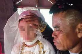 Cerpen biasanya mengandung pesan/amanat yang sangat mudah dipahami, sehingga sangat cocok dibaca oleh kalangan apapun. Kahwin Paksa Pekebun Akui Gembira Jadikan Budak 13 Tahun Sebagai Isteri Nombor 5 Dunia Mstar