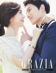 Recently divorced sports journalist dad jeon jungkook and recently widowed architect/interior designer kim taehyung are pushed into a blind date by their friends.only to end up in disaster and the two not wanting to see. Ji Sung And Lee Bo Young Show Off They Never Ending Love For Their Wedding Photo Shoot In The October Issue Of Grazia S Magazine Photos Kpopstarz