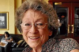 Australian trailblazing country musician Joy McKean dies aged 93