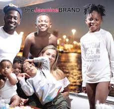 Antonio brown accused of sexual misconduct by second woman. Nfl S Antonio Brown Wants Full Custody Of Daughter After Mother Accuses Him Of Physical Abuse Thejasminebrand