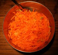 Flinker Karottensalat Mit Apfel Und Zitronensaft Rezept Karotten Salat Karottensalat Und Karottensalat Mit Apfel