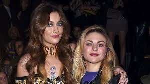 Born august 18, 1992 los angeles, usa. Frances Bean Promiflash De
