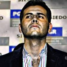 Listen to Luz Arcos by Beto Quintanilla in Corridos Famosos y el Gordo Paz  playlist online for free