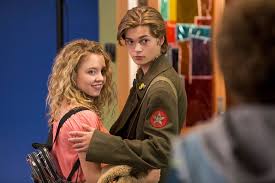 See her boyfriend's names & entire biography. Bild Zu Sydney Sweeney Bild Elijah Stevenson Sydney Sweeney Filmstarts De