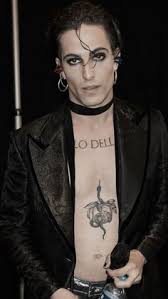 Damiano david dei måneskin, band romana fresca di vittoria a sanremo 2021, si è fatto molti abbiamo passato in rassegna (tutti) i tatuaggi che ricoprono il corpo di damiano david dei maneskin. Hamid Teletovic Hamidteletovic7 Profile Pinterest