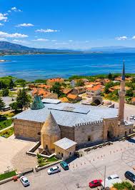 Beyşehir Gölü ve Eşrefoğlu Camii