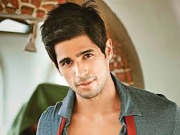 Sidharth Malhotra Wallpapers Top Free Sidharth Malhotra Backgrounds Wallpaperaccess On a talk show, sidharth malhotra said that he would love to take madhuri dixit in a bedroom. sidharth malhotra wallpapers top free