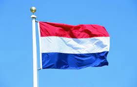 The colours of the flag are calculated from the official dutch government standards document which describes textile colours called normblad nen 3055: Kak Vyglyadit Flag Niderlandov Nacionalnye Cveta Gerba Strany Foto I Opisanie