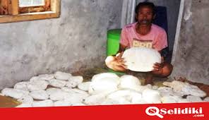 Ikan paus adalah ikan yang tergolong kuat dalam menahan nafas didalam air. Temukan Muntahan Ikan Paus Nelayan Ini Tak Sangka Dirinya Calon Miliuner Laman 4 Dari 4 Selidiki Com