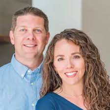 Ginger Giles's Instagram, Twitter & Facebook