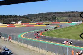 Es findet immer etwas statt auf der rennstrecke. Ausflugsziel Rennstrecke Ein Tag Am Circuit De Spa Francorchamps