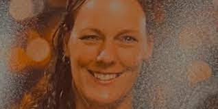 Jennifer Kitchens's Instagram, Twitter & Facebook