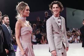 This is marieclaire.com's semiregular column on everything the actor timothée chalamet did that week, professionally and on social media, including news about upcoming movies featuring timothée. Timothee Chalamet Talks Pap Photos Of Pda With Lily Rose Depp