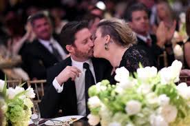By cinya burton jul 26, 2013 5 one look at kelly clarkson's engagement photos and it's clear she's ready to say i do. yesterday the singer posted a snapshot on her twitter with the. Watch Kelly Clarkson And Husband Brandon Blackstock S Wedding Video