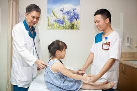 Ngành y là một ngành luôn nằm trong top đầu nhận được sự quan tâm của các bạn trẻ. Chuyen Khoa Nhi Phong Kham Dr Binh