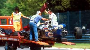 The senna memorial at tamburello. Formel 1 Konig Der Rennfahrer Der Tragische Tod Von Ayrton Senna