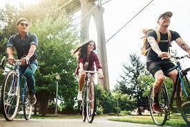 And cycle 16 miles every hour, you'll burn 892 calories every hour. Calories Burned Biking Cycling Calculator