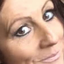 Hi can you have a sunbed as long as your eating and drinking? Or is it a  charge? Agadir beach?