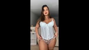 Bri Martinez Nude Topless Youtuber Leaked Xxx Free Amateur Porn - Bingato