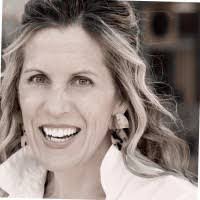 Christine Dymek's Instagram, Twitter & Facebook