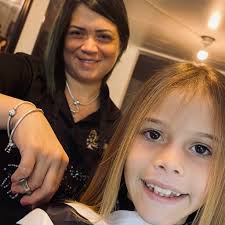 D' Yary's Hair & Nails Salon