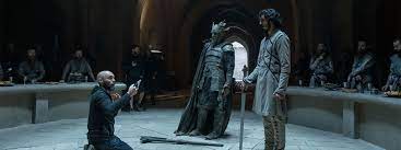 An epic fantasy adventure based on the timeless arthurian legend, the green knight tells the story of sir gawain (dev patel), king arthur's reckless and headstrong nephew, who embarks on a daring. The Green Knight Eine Kurze Kritik Des Films Von David Lowery Deutsche Tolkien Gesellschaft E V