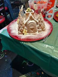 Was asked to bake for our Christmas luncheon at bowling today. Made 3 pound  cakes and 3 other cakes. I'm very happy with the results. Everyone seemed  pleased. Merry Christmas to all!!