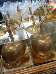 Black And Gold Candy Apples Gold Candy Apples One Skinny Baker On Instagram Candy Apple Recipe Candy Apples Gold Candy
