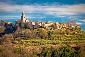 Welcome to the world of legrand, global specialist in electrical and digital building infrastructures. 7 Pueblos Del Interior De Croacia Que No Te Puedes Perder Rutas De Escape