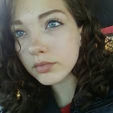 Hailey Calderon (@hailey_c3)