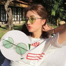 Donna Rotondo's Instagram, Twitter & Facebook