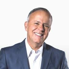 Benjamin Cerda's Instagram, Twitter & Facebook