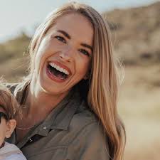 Amazon.com: Thinkkids Safe Mineral Sunscreen SPF 50+, 3 Fl Oz, Natural,  Water Resistant Reef Safe Sunscreen for Children, Broad Spectrum UVA/UVB  Sun Screen : Think Sport: Beauty & Personal Care