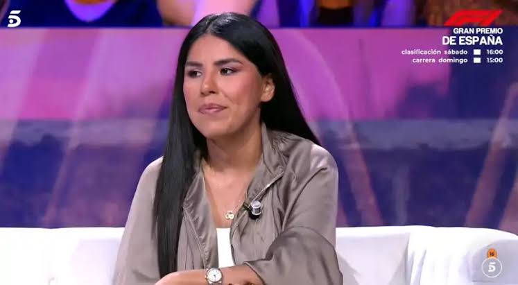 Isa Pantoja en 'De Viernes': "El vínculo con mi familia es muy fuerte,  romper no es tan sencillo como parece. Escribí para vernos y no hay  respuesta. Su cumpleaños ya ni es