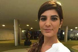 Andréia sadi está grávida dos gêmeos pedro e joão, frutos do relacionamento com andré rizek, e relatou curiosidades sobre esse novo momento de sua vida. Gravida De Gemeos Sadi Declara Nao Serao Machistas Celebridades O Dia