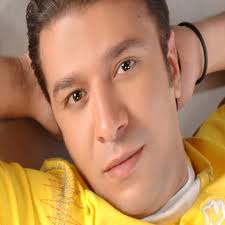 Listen to وبعتلـك.mp3 by MosTafa.KaMel in Mostafa kamel playlist online for  free