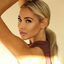 Grace Denny (@grace__denny)