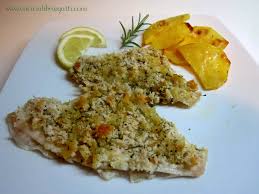 Merluzzo al forno con patate. Platessa Al Forno Con Patate Con Una Croccante Panatura