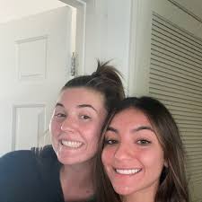 Lily Larkin's Instagram, Twitter & Facebook