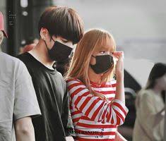 Anyway foto ini bukti kalau kookie memang sudah ganteng sejak dulu! 46 Junkook Lisa Ideas Kpop Couples Blackpink And Bts Bts Girl