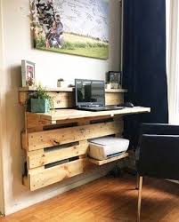 30 Idees De Meuble En Palette Pour Une Deco Originale Album Photo Aufeminin Bureau Palette Meuble Palette Meuble En Palette Facile