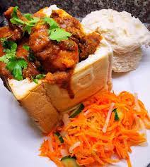 Here S The Step By Step Guide On Preparing This South African Cuisine How To Make Mutton Bunny Chow Recipe A Durban African Food Bunny Chow African Cooking
