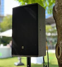 Little bit of Syva and x8 action today. Great day to play with some brown!  @l.acoustics.official @onstagesystems . . . #lacoustics #lacousticssyva  #klydewarrenpark #onstagesystems