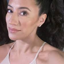 Vanessa Bourne (vanessabourne11)