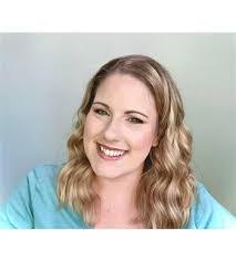 Melissa Moyers's Instagram, Twitter & Facebook